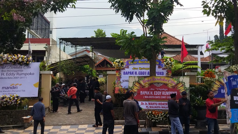 Mantan Wali Kota Batu Eddy Rumpoko Akan Dimakamkan di Taman Makam Pahlawan