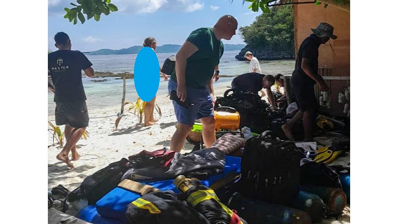 Kapal Wisata Terbakar di Raja Ampat, Seluruh Penumpang Dievakuasi ke Perahu Nelayan