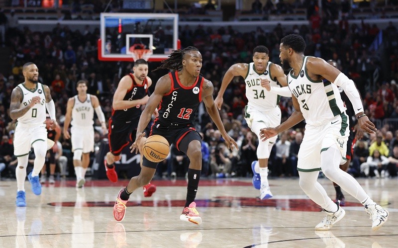 Hasil NBA 2023-2024: Milwaukee Bucks Keok, Golden State Warriors Perkasa