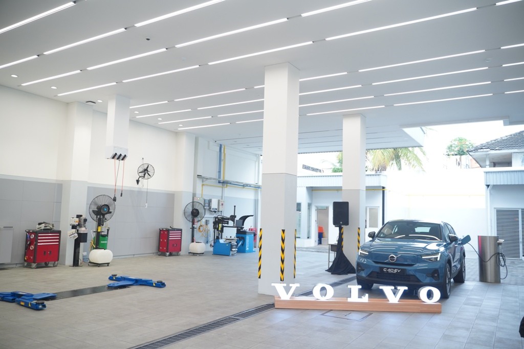 Volvo Bangun Service Center Pertama di Indonesia