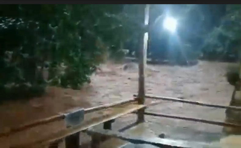 Banjir Bandang Terjang 6 Desa di Bojonegoro, Ketinggian Air Capai 1 Meter