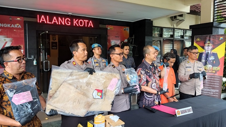 Pria Tewas di Depan Ruko Malang Ternyata Dibunuh Teman, Cekcok gegara Uang Rp30.000