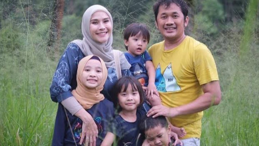 Anak Susah Disuruh Mandi, Yuk Coba 3 Tips Ala Zaskia Adya Mecca!