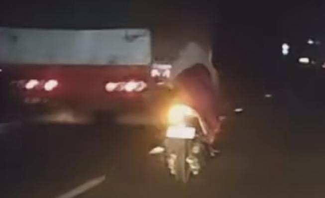 Viral Emak-Emak Nekat Masuk Jalan Tol, Disuruh Minggir Malah Ngebut