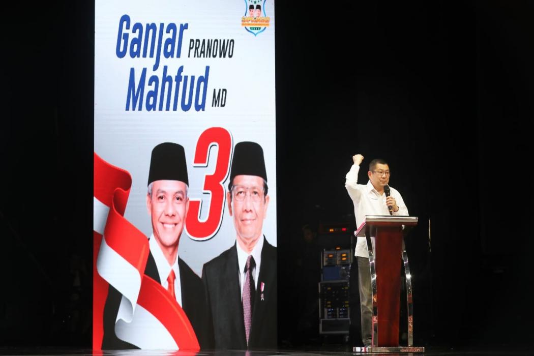 Ganjar Pranowo-Mahfud MD Wujudkan Indonesia Emas 2045 