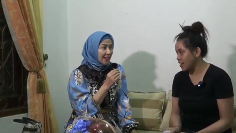 Caleg Partai Perindo Venna Melinda Datangi Korban Kecelakaan dan Serahkan Santunan