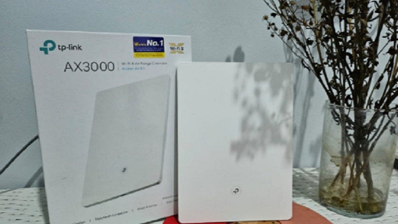Review Extender Wifi TP-Link Archer Air E5: si Penguat Sinyal yang Ramping 