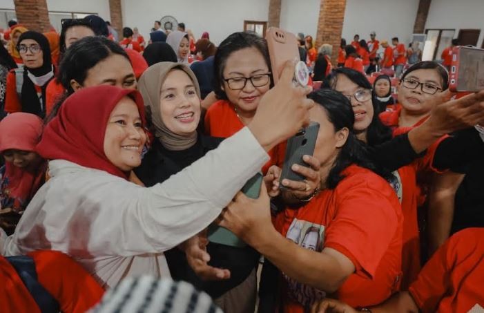 Dialog dengan Ratusan Pelaku UMKM, Atikoh Dorong Industri Kreatif Jogja Mendunia