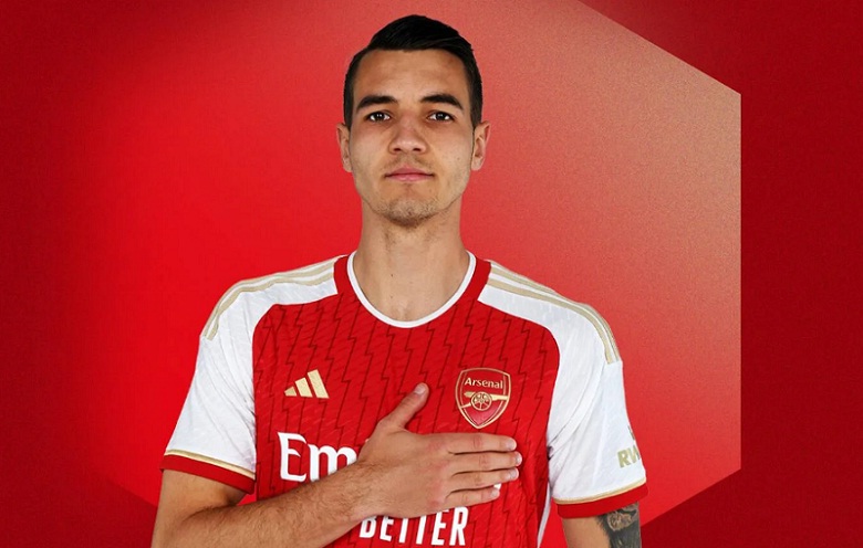 Mikel Arteta Siap Lepas Satu Bek Arsenal ke AC Milan, Siapa Dia?