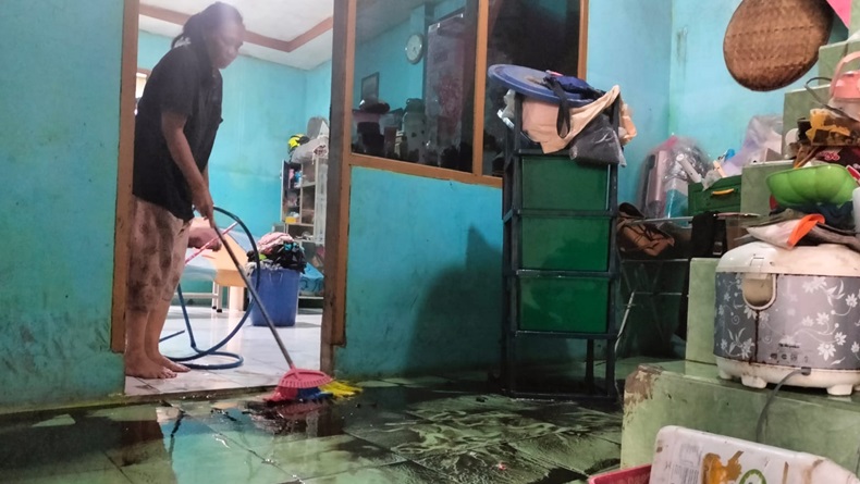 Korban Banjir Melong Cimahi Mulai Terserang Penyakit, Mayoritas Gatal-gatal