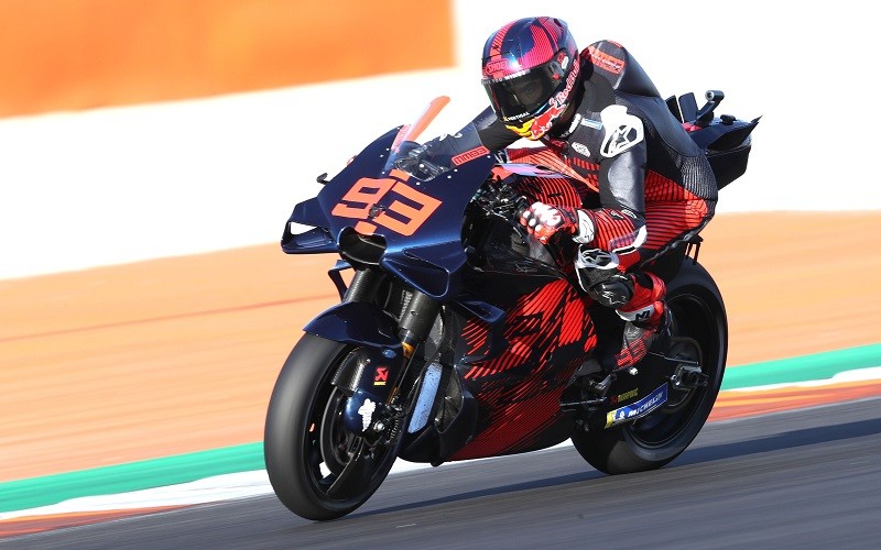 Marquez Bisa Gabung Ducati Lenovo di MotoGP 2025, Setim dengan Bagnaia?