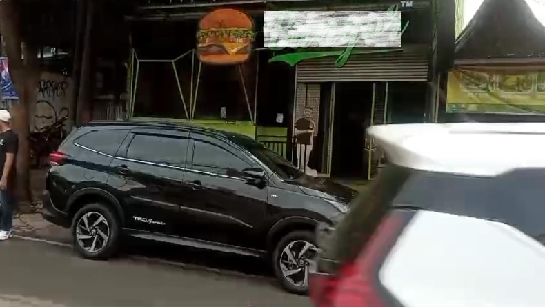 Pemkot Bandung Siap Hadapi Gugatan Pemilik Resto Burger di Jalan Surya Sumantri yang Langgar Perda