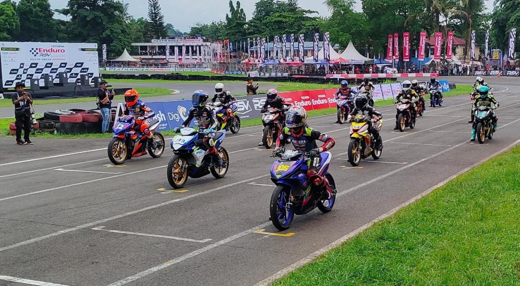 Produsen Helm Lokal Gelar Balapan Motor Diikuti Hampir 400 Rider, Jadi Batu Loncatan Pembalap Amatir