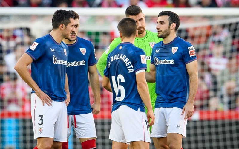 Penonton Meninggal Saat Pertandingan, Laga Granada Vs Athletic Bilbao Ditunda