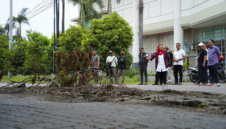  Akses Jalan ke Bandara Ahmad Yani Rusak, Wali Kota Semarang Minta DPU Cepat Tanggap