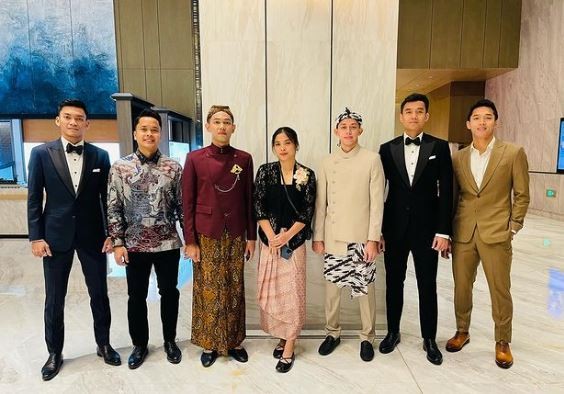 Terbongkar! Ini Alasan Fajar/Rian Pakai Baju Adat Jawa Sunda di Gala Dinner WTF 2023