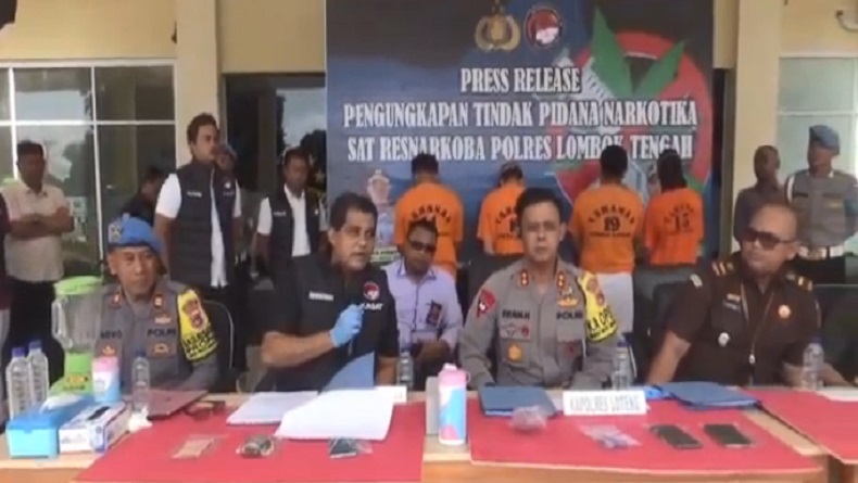 Caleg Perempuan asal Lombok Tengah Ditangkap saat Asyik Pesta Sabu Bareng 6 Teman