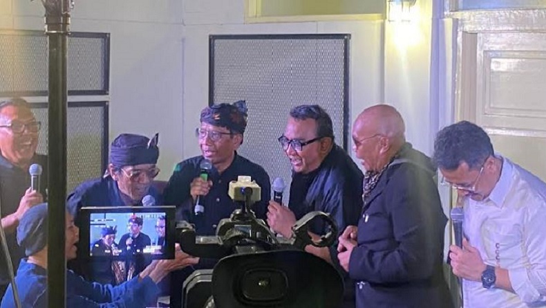 Mahfud MD Dapat Sapaan Uwa dari Seniman Sunda, Partai Perindo: Bentuk Penghormatan