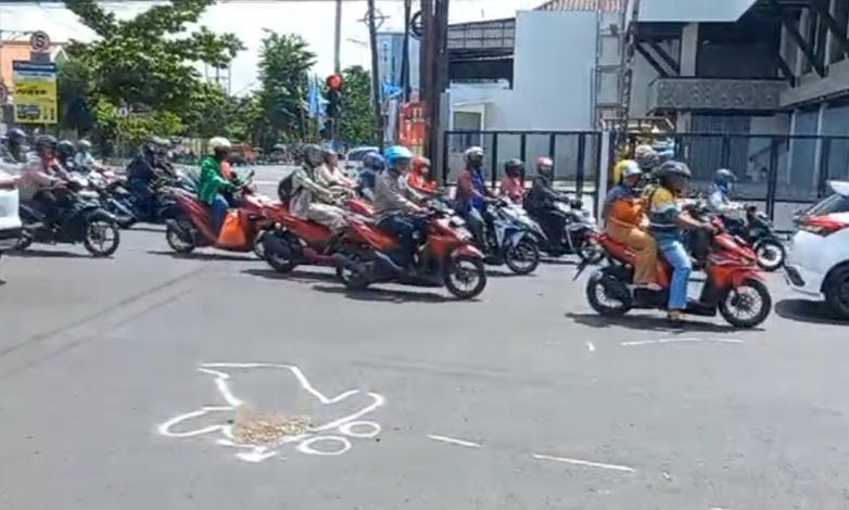 Kecelakaan di Simpang Milo Semarang, 2 Motor Adu Banteng akibatkan Perawat Tewas 