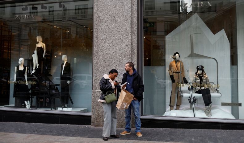 Dikecam Netizen, Zara Akhirnya Tarik Iklan yang Singgung Gaza