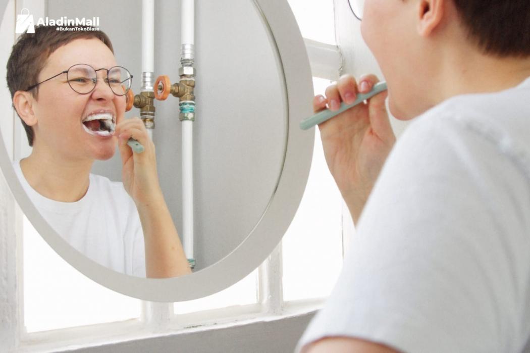 Tak Percaya Diri saat Ngomong Dekat Orang Lain? Ini Cara Mengatasi Bau Mulut