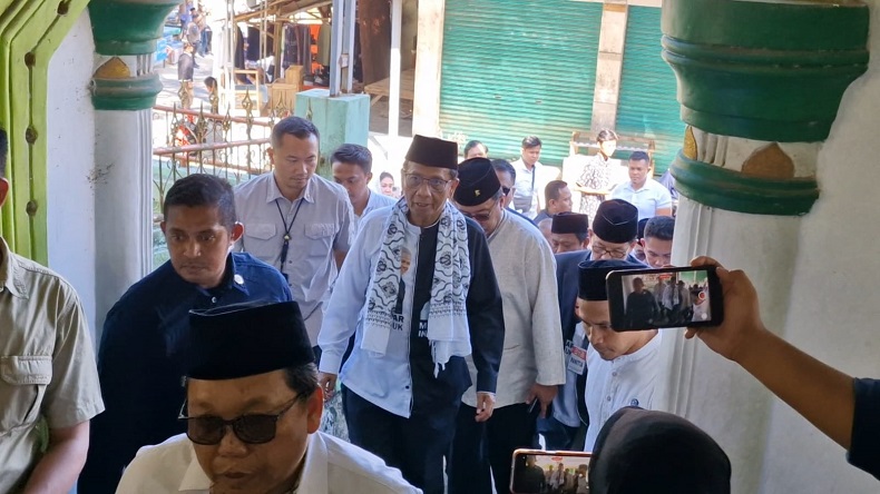 Mahfud MD Ungkap Pesan Abuya Muhtadi: Saya Bersama Mahfud dan Ganjar