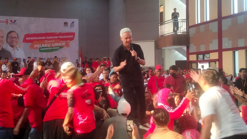 Ganjar Akan Evaluasi UU Omnibus Law dengan Cara Pertemukan Buruh, Pengusaha dan Pemerintah 