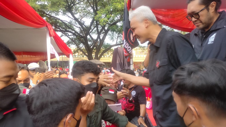 Di Hadapan Warga Bekasi, Ganjar Pranowo Paparkan Program KTP Sakti