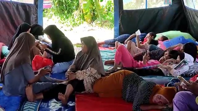 Pascagempa Sukabumi, Belasan Keluarga Ngungsi di Tenda Darurat BPBD