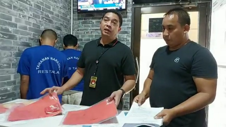 Sopir Ambulans Puskesmas di Tanah Laut Kalsel Nyambi Edarkan Sabu