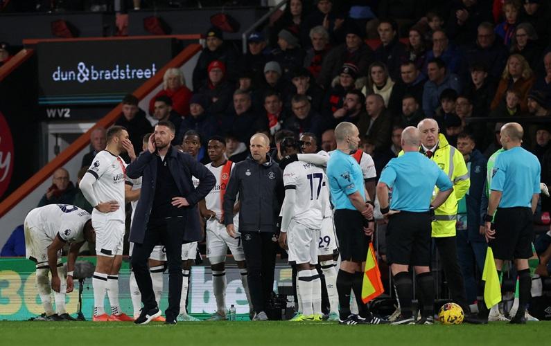 Kapten Luton Town Tom Lockyer Kolaps saat Lawan Bournemouth, Begini Kondisinya Sekarang