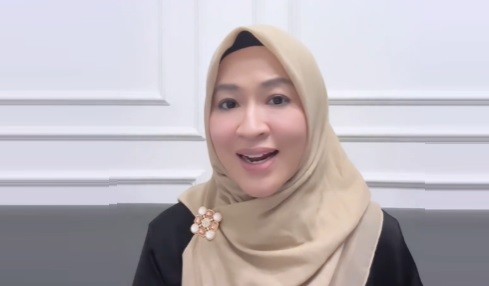 Hadiri Sidang, Okie Agustina Bawa Bukti Surat Perkuat Gugatan Cerai