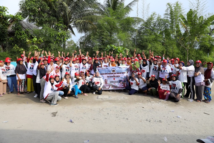 Relawan Mak Ganjar Sumut Sosialisasikan Program Ganjar-Mahfud Lewat Acara Senam Sehat