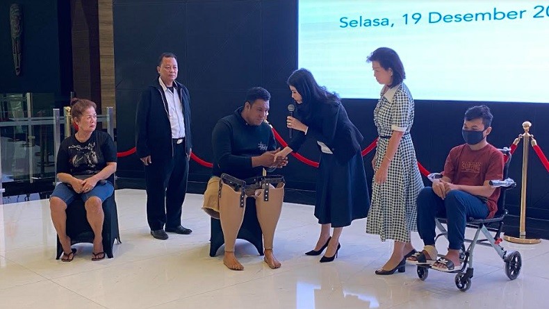 Lanjutkan Komitmen, MNC Peduli Berikan Bantuan Alat Kesehatan Mulai dari Kaki Palsu hingga Tongkat Jalan