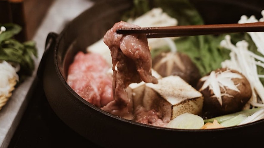 Mencicip Sukiyaki ala Kansai di Jaksel, Cita Rasa Unik dan Kaya Umami