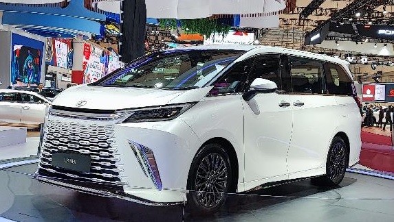 Simbol Orang Kaya Berubah Bukan Lagi Sedan Mewah tapi Mobil MPV
