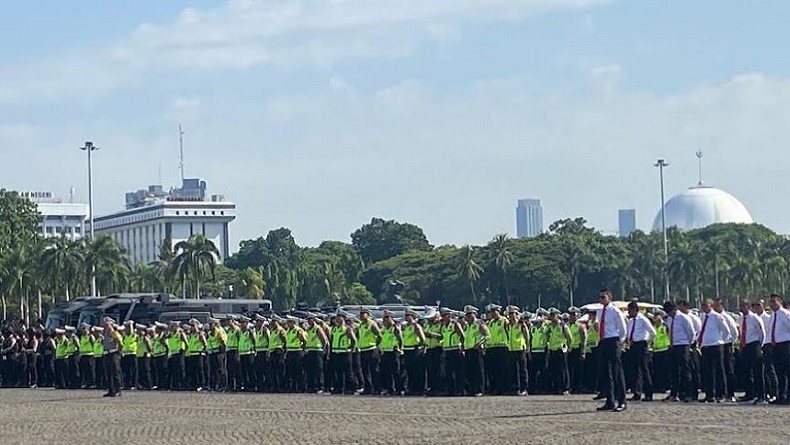 Kapolri Minta Jajaran Awasi Distribusi Petasan hingga Ancaman Terorisme selama Nataru