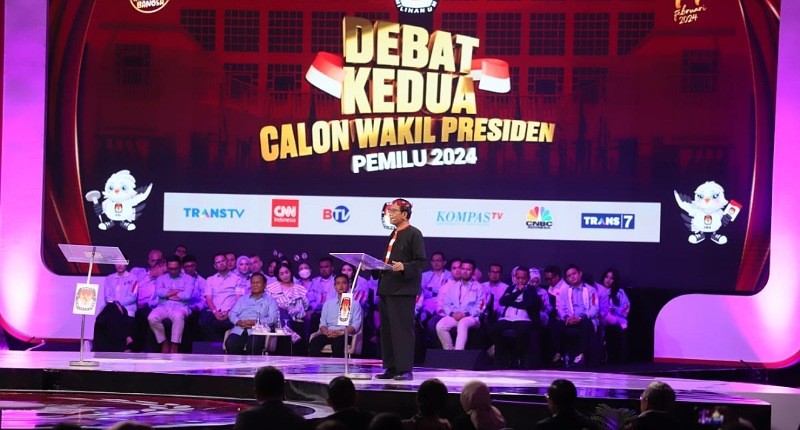 Awali Debat Cawapres, Mahfud MD Ingatkan Masyarakat Bersujud kepada Ibu