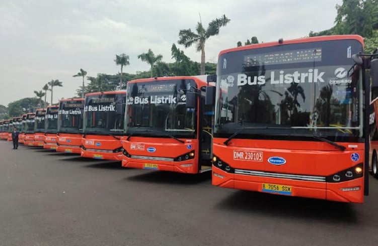 Damri dan Transjakarta Luncurkan 26 Bus Listrik, Total 100 Bus Bakal Beroperasi Tahun Ini