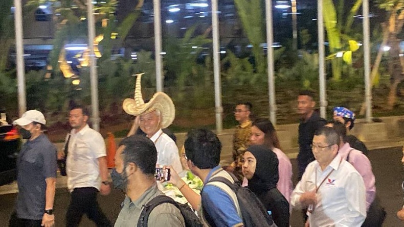 HT Dampingi Ganjar-Mahfud Tiba di JCC Senayan Jelang Debat Cawapres