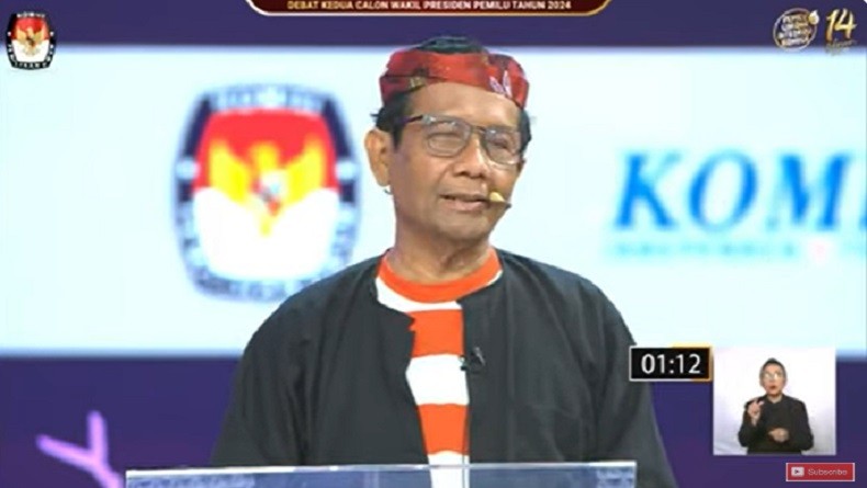 Krisdayanti Puji Kejelian Mahfud MD dalam Soroti Kebijakan Data Digital