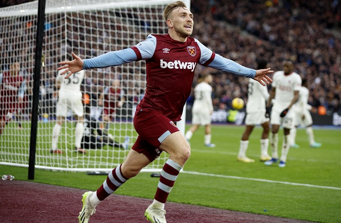 Mati Kutu, Manchester United Dibungkam West Ham