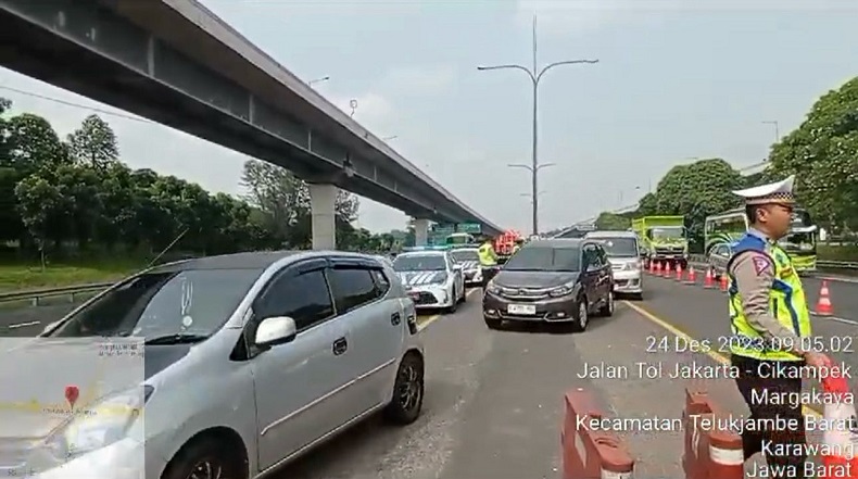 Contraflow di Tol Japek Diperpanjang, KM 47-65 Arah Cikampek