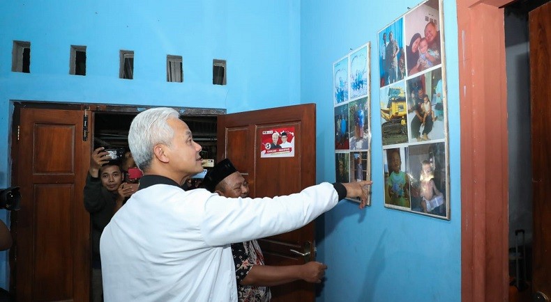 Bahagianya Susilo, Ganjar Menginap di Rumah Hasil Kerja Anaknya Alumni SMKN Jateng