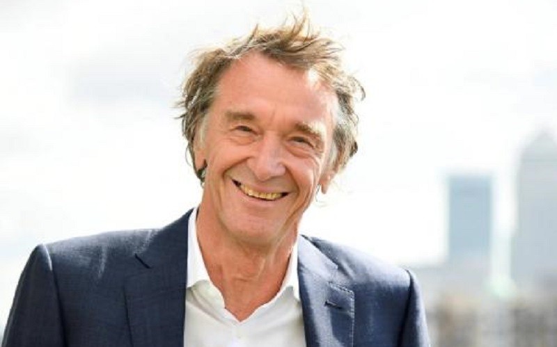 Sir Jim Ratcliffe Resmi Akuisisi 25 Persen Man United, Tanamkan Modal Rp4,6 Triliun