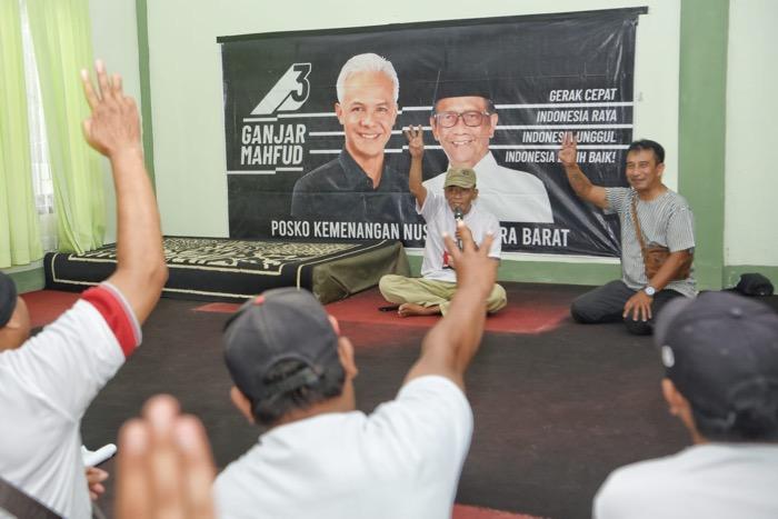 Pedagang Kaki Lima di Mataram Deklarasikan Dukungan untuk Ganjar-Mahfud di Pilpres 2024