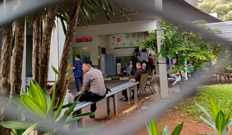 Hari Raya Natal, Sejumlah Keluarga Jenguk Tahanan di Rutan KPK