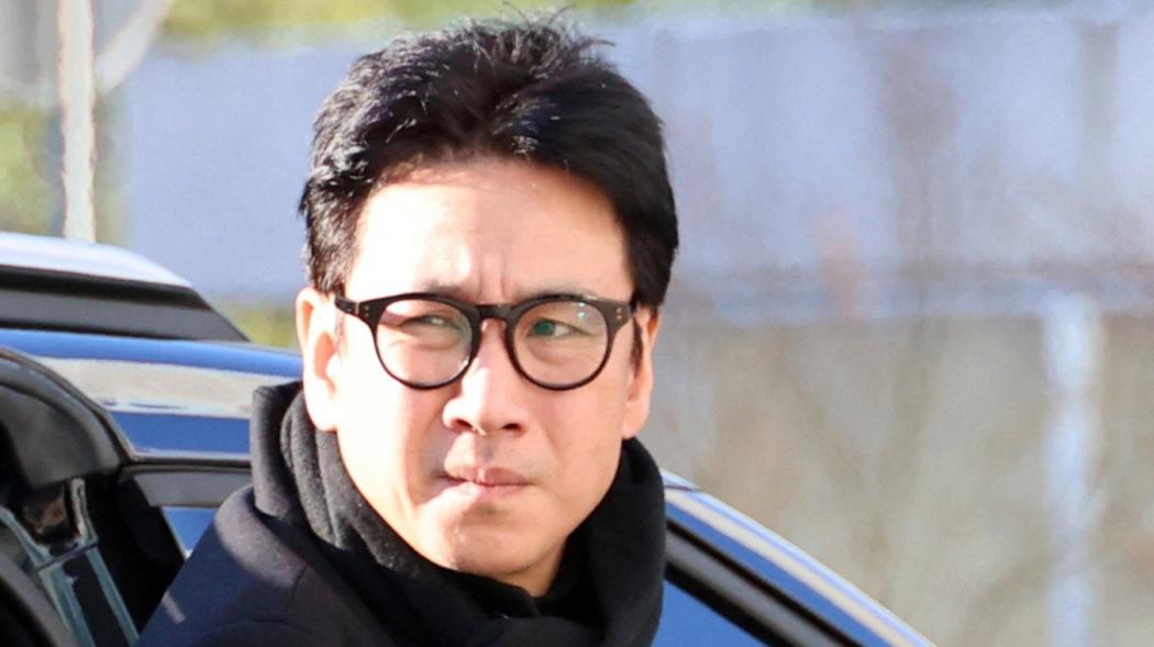 Sebelum Meninggal Bintang Film Parasite Lee Sun Kyun Ditemukan Tak Sadarkan Diri dalam Mobil