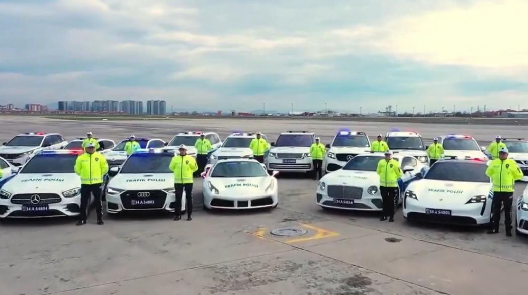 Saingi Dubai, Polisi Turki Pakai Mobil Sport Mewah Ferrari, Bentley dan Porsche