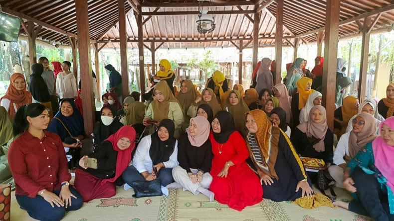 Bertemu Ibu-ibu di Bantul, Atikoh Ganjar Bicara Strategi Penanganan Stunting